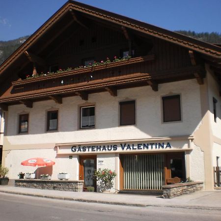 Gaestehaus Valentina Mayrhofen Exterior foto